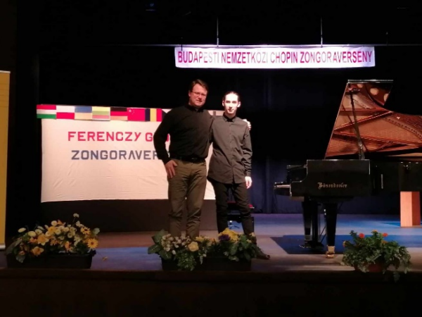 Iskolánk egykori tanulója a Budapesti Nemzetközi Chopin Zongoraversenyen